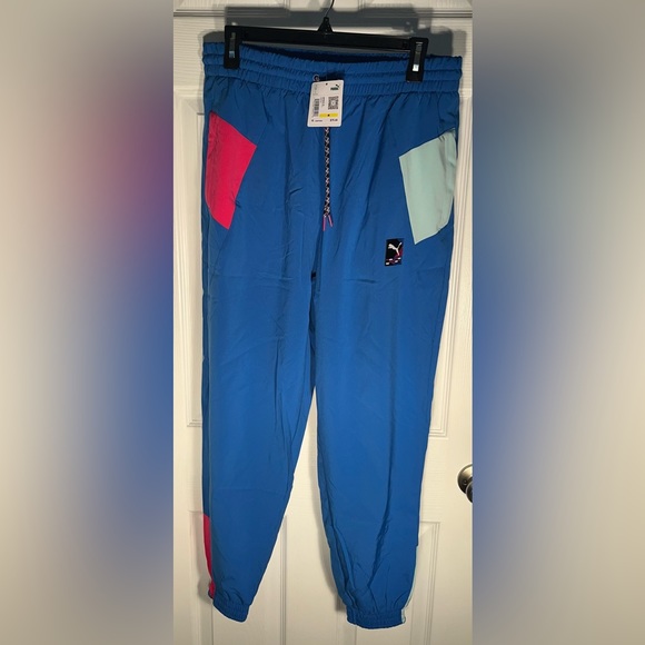 Puma Women’s International Winterized Track Pants Size Medium M NWT Multicolor - Picture 1 of 13